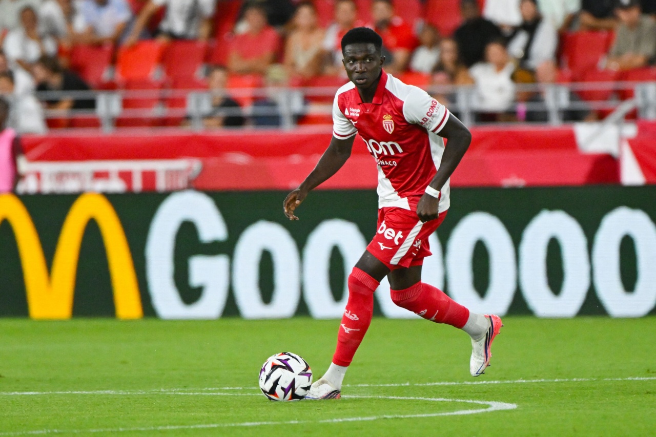 要价7000万！队报：切尔西两次提高报价 摩纳哥关窗前强留卡马拉